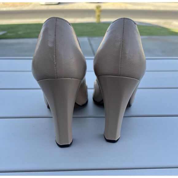 Vintage Givenchy Monogram Heels - Size 6 AA - Nude - Picture 7 of 9